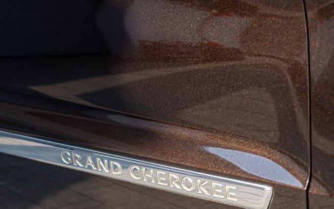 Jeep Grand Cherokee cena 72500 przebieg: 149802, rok produkcji 2012 z Mielec małe 154